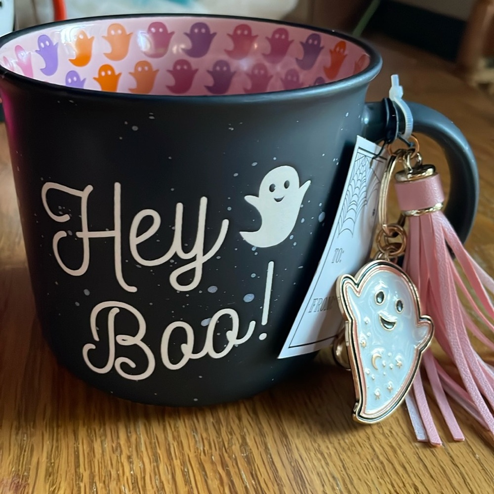 Cute ghostie mug